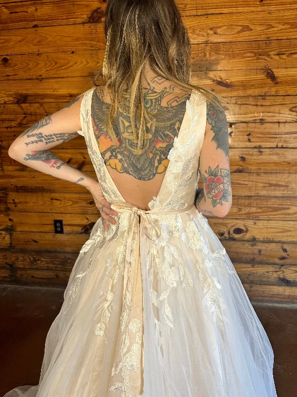 Ellie Wedding Dress