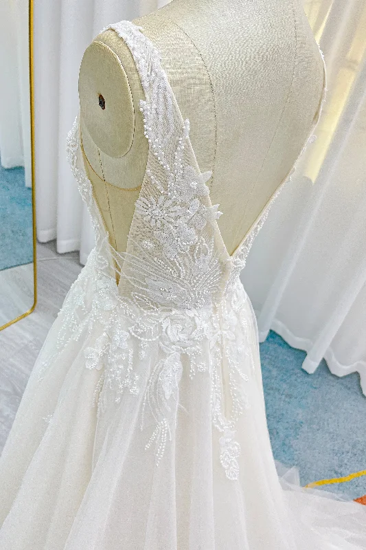 A-Line Chapel Train Lace Tulle Wedding Dress CW3241