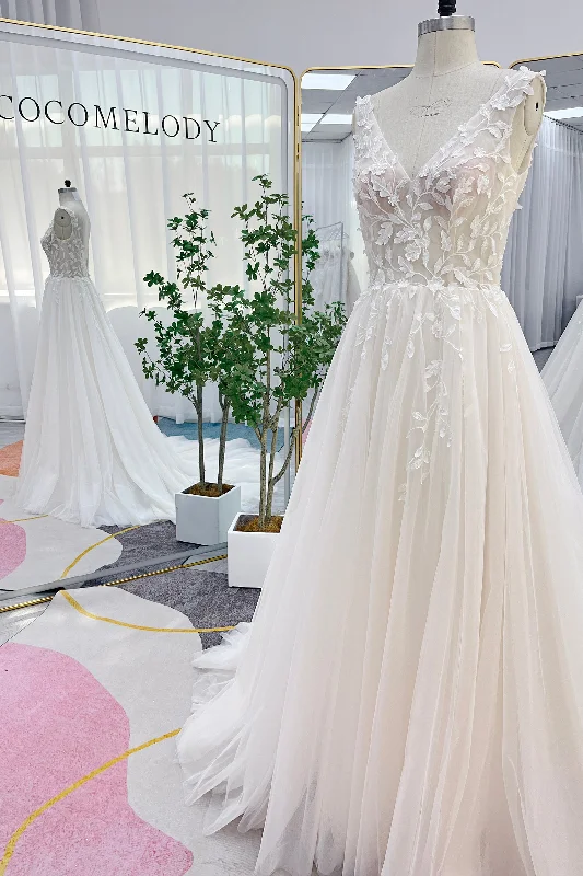 A-Line Court Train Lace Tulle Wedding Dress CW3238