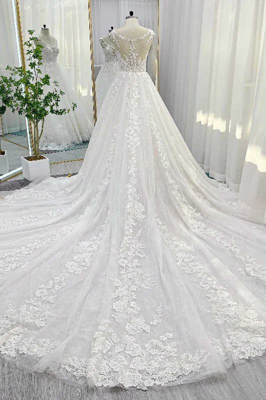 Ball Gown Cathedral Train Lace Tulle Wedding Dress CW3259