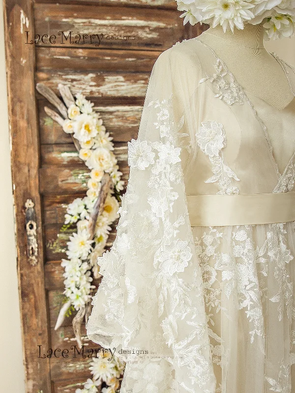 Bohemian Lace Wedding Dress in Kaftan Style