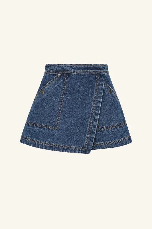 RITA WRAP DETAIL SKORT - LIGHT INDIGO