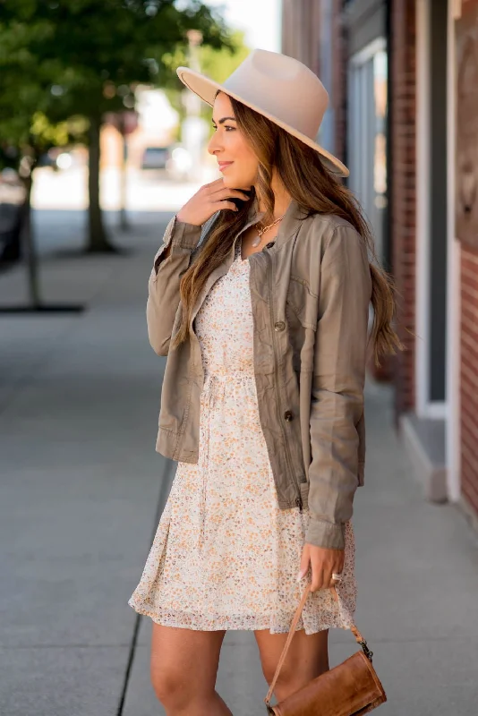 Get Ready to Save!Everyday Button Accent Jacket