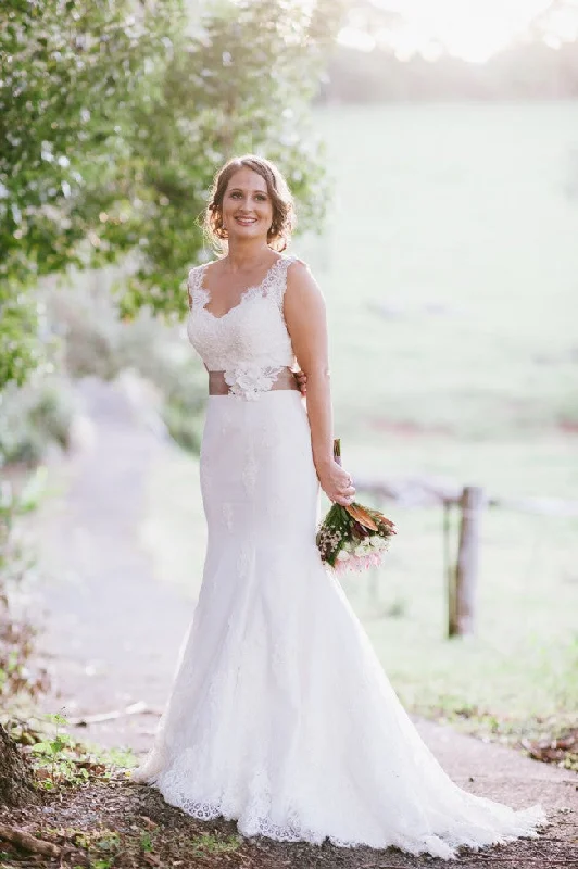 Special Discounts Inside!Classic Fit&Flare Lace Wedding Dress with Flower Sash