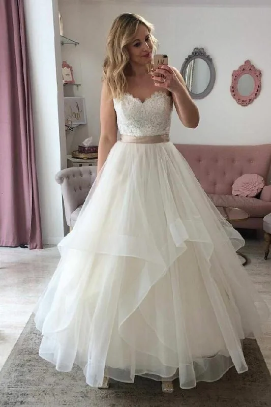 Get the Best for Less!Classic Lace Strapless Sweetheart Bridal Gown with Tulle Skirt