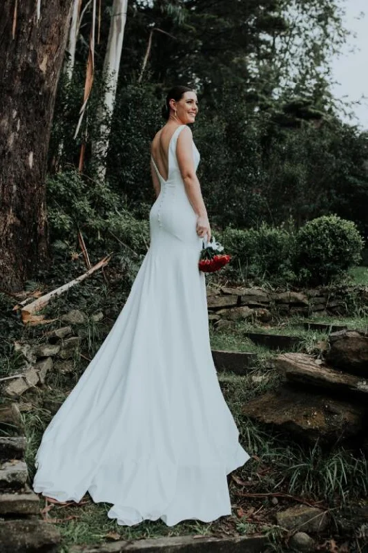 Lowest Prices Guaranteed!Plunging V-neckline Simple Spandex Wedding Dresses with Cathedral Train