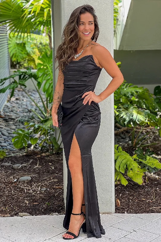 Instant Savings Await!Black Strapless Pleated Maxi Dress