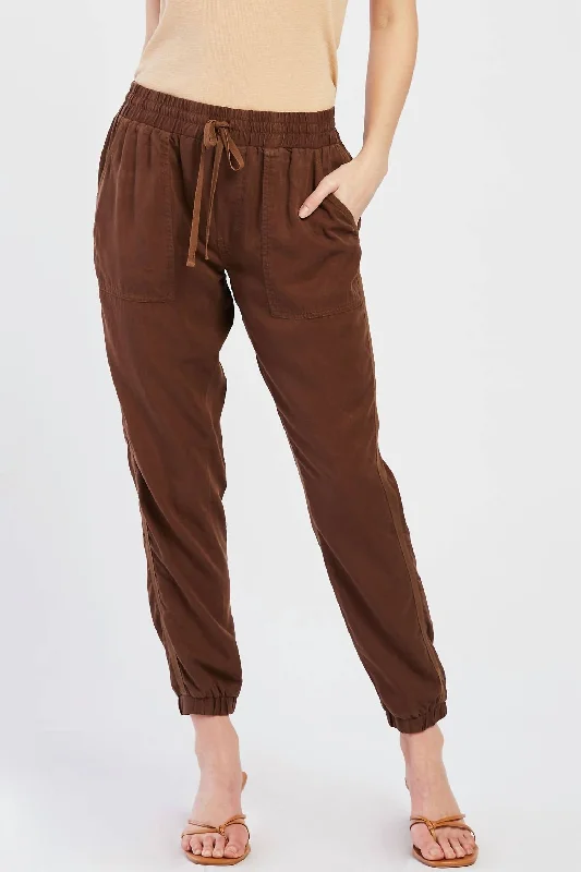 Upgrade for Less!Cocoa Jogger Pant In Brown