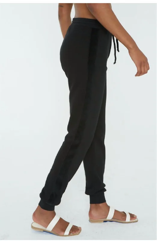 Sale Alert – Get Ready to Shop!Dift Velvet Stripe Pant In Black