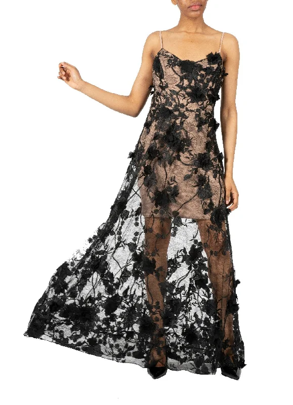 Shop Before It’s Gone!DRESS THE POPULATION-LILIAN GOWN