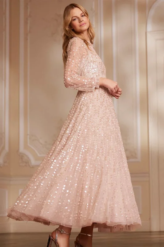 Huge Price Cuts Await!Raindrop Long Sleeve Ankle Gown