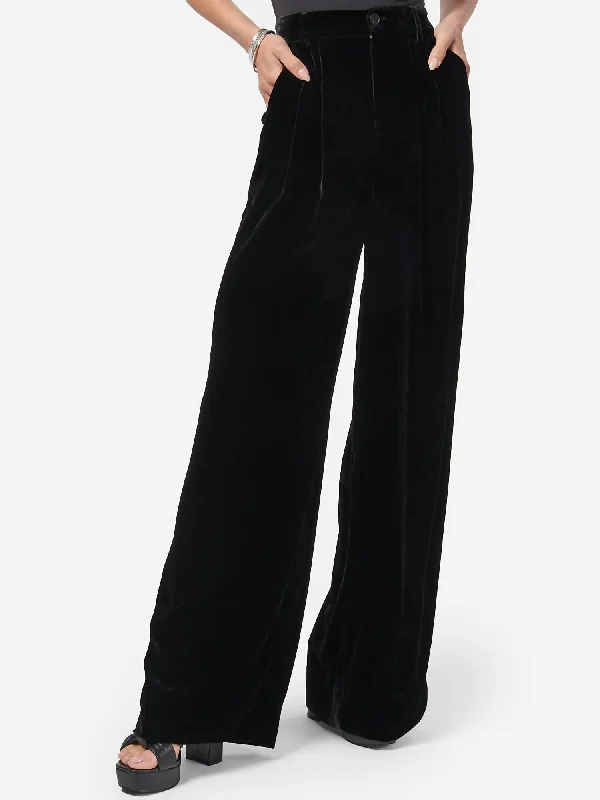 Savings You Can’t Ignore!Rylie Velvet Pant In Black