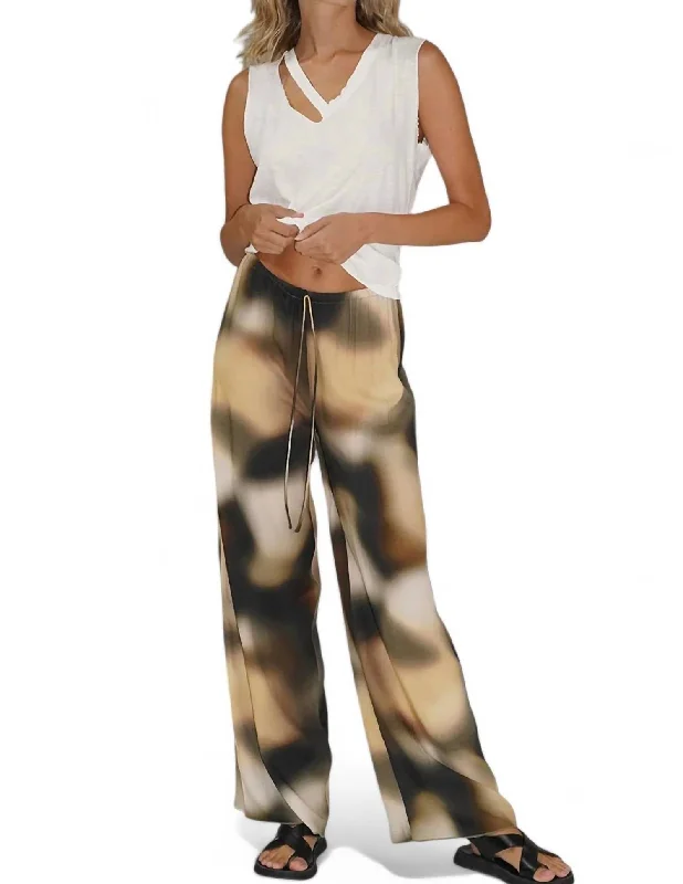 Your Discount is Waiting!Trento Drawstring Pant In Asteras Print