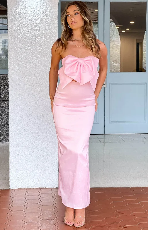 Huge Savings – Act Now!Viar Pink Bow Maxi Dress
