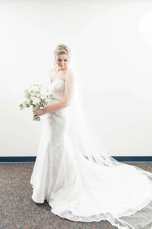 Every Deal is a Steal!Allure Bridals 3111