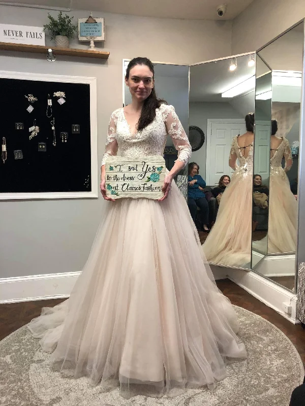 Sale Alert – Get Ready to Shop!Allure Bridals 3154
