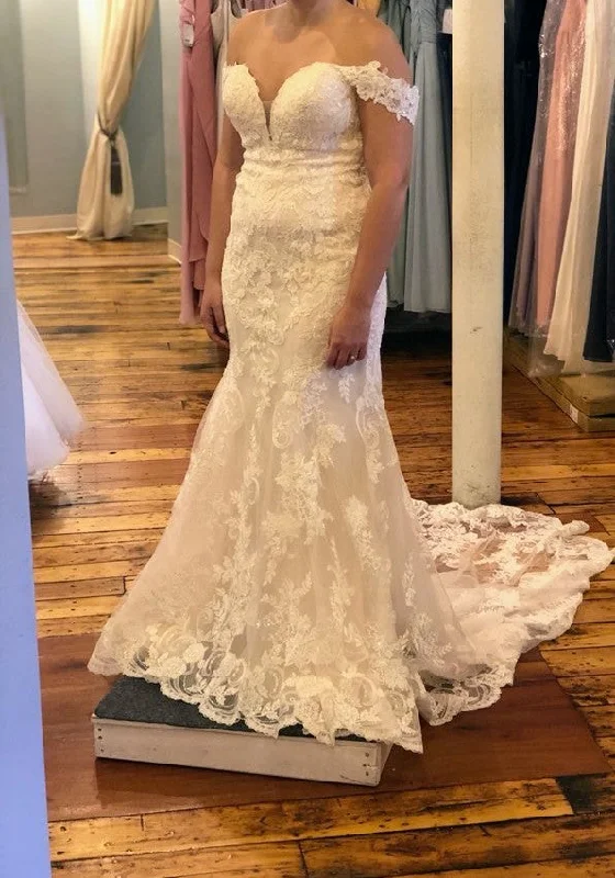 Don’t Wait – Shop Today!Allure Bridals 3307