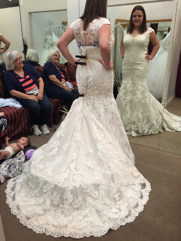 Must-Have Deals Inside!Allure Bridals 364