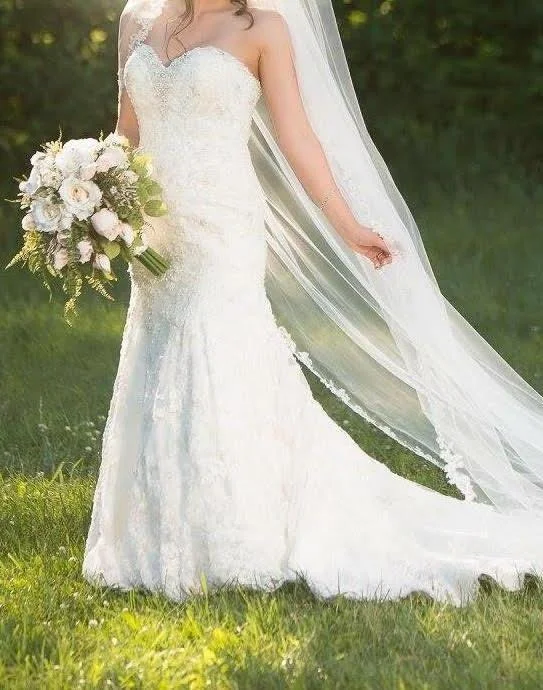 The Best Offers Are Here!Allure Bridals 8958