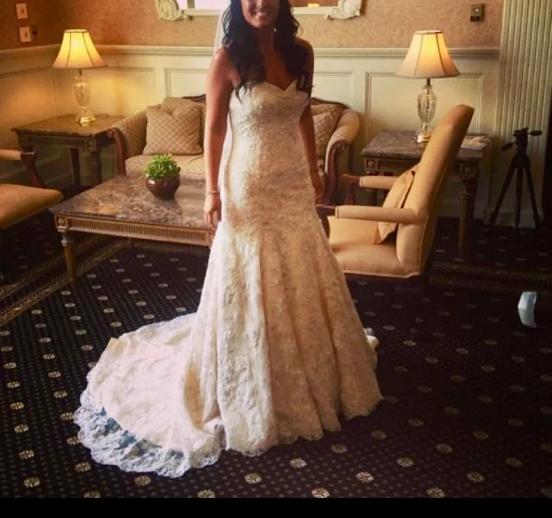 Exclusive Savings This Week!Allure Bridals 8958