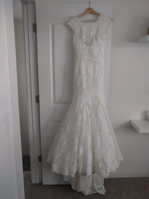 Lowest Prices Guaranteed!Allure Bridals 9000
