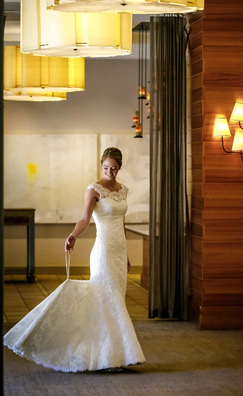 Great Deals, Just for You!Allure Bridals 9000