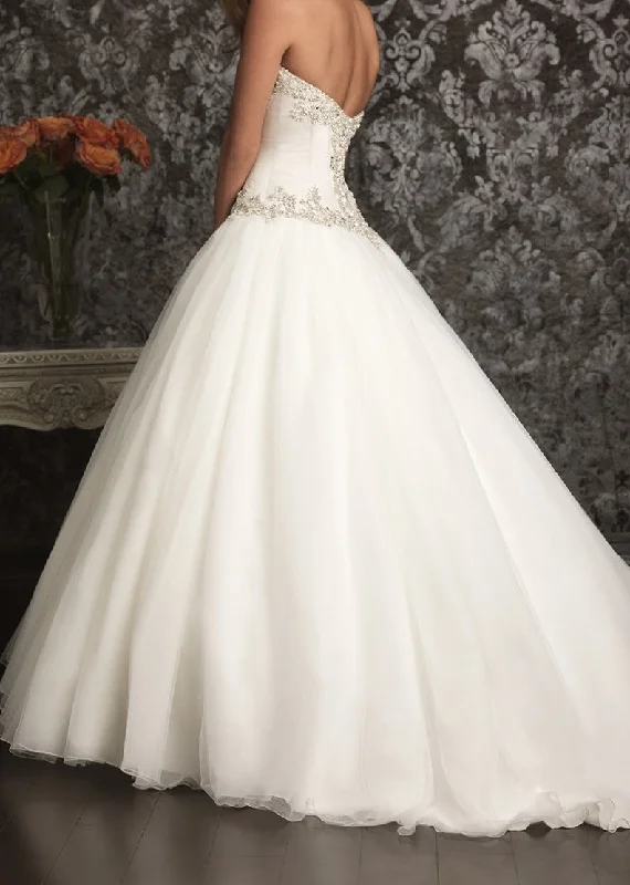 Exclusive Deals Just for You!Allure Bridals 9017