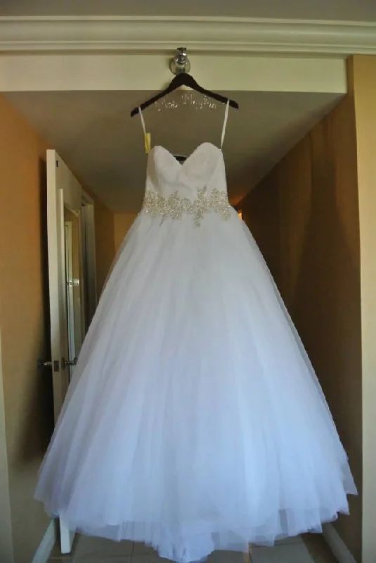 Get More, Spend Less – Shop Now!Allure Bridals 9022