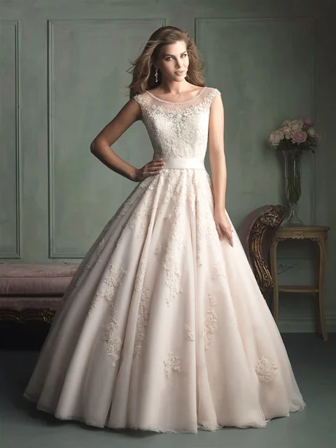 Huge Savings – Act Now!Allure Bridals 9114