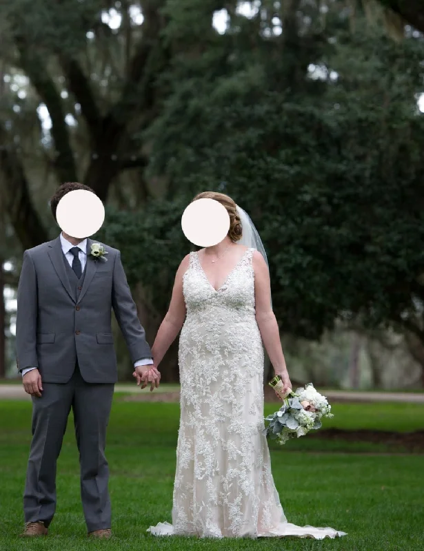 Must-Have Deals Inside!Allure Bridals 9116