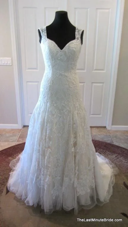 Score Huge Discounts Today!Allure Bridals 9125