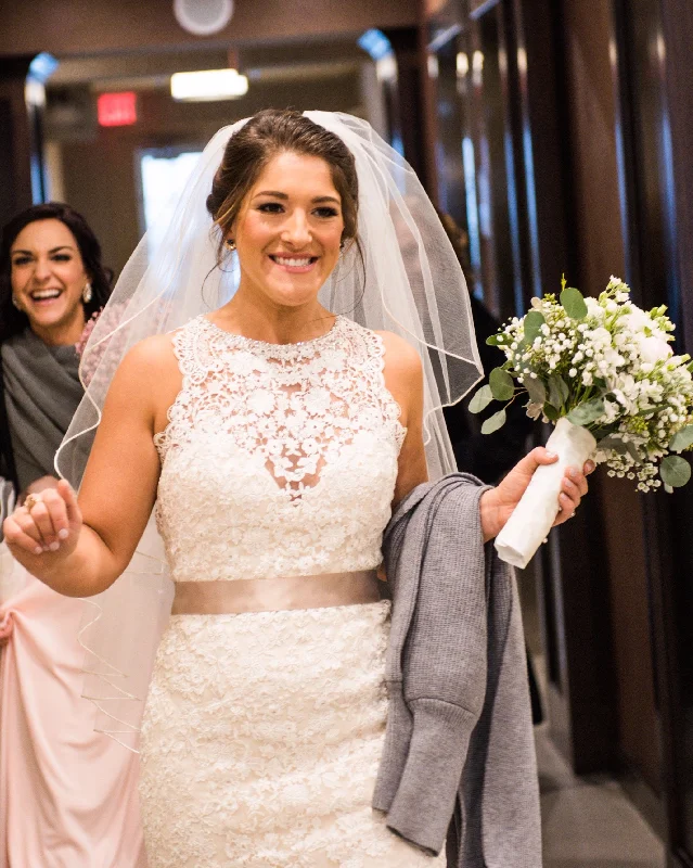 Price Drop Alert!Allure Bridals 9154