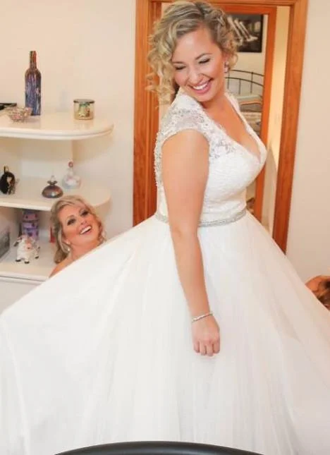 Score Big Savings Today!Allure Bridals 9162