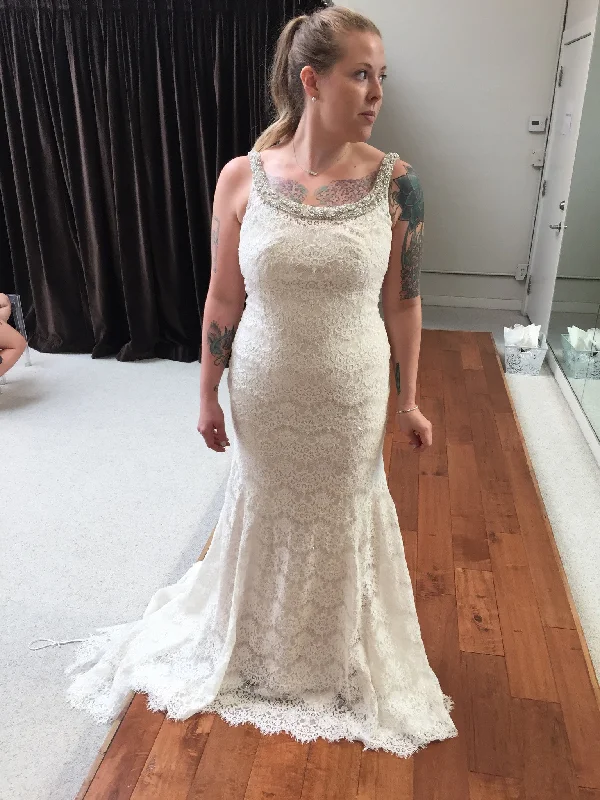 Save More When You Shop More!Allure Bridals 9170