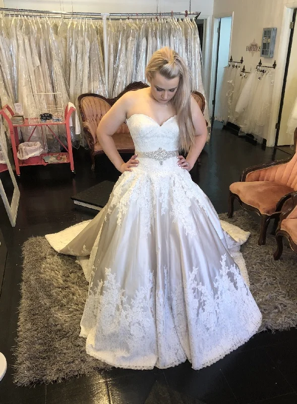 Today’s Deals, Tomorrow’s Regrets!Allure Bridals 9303