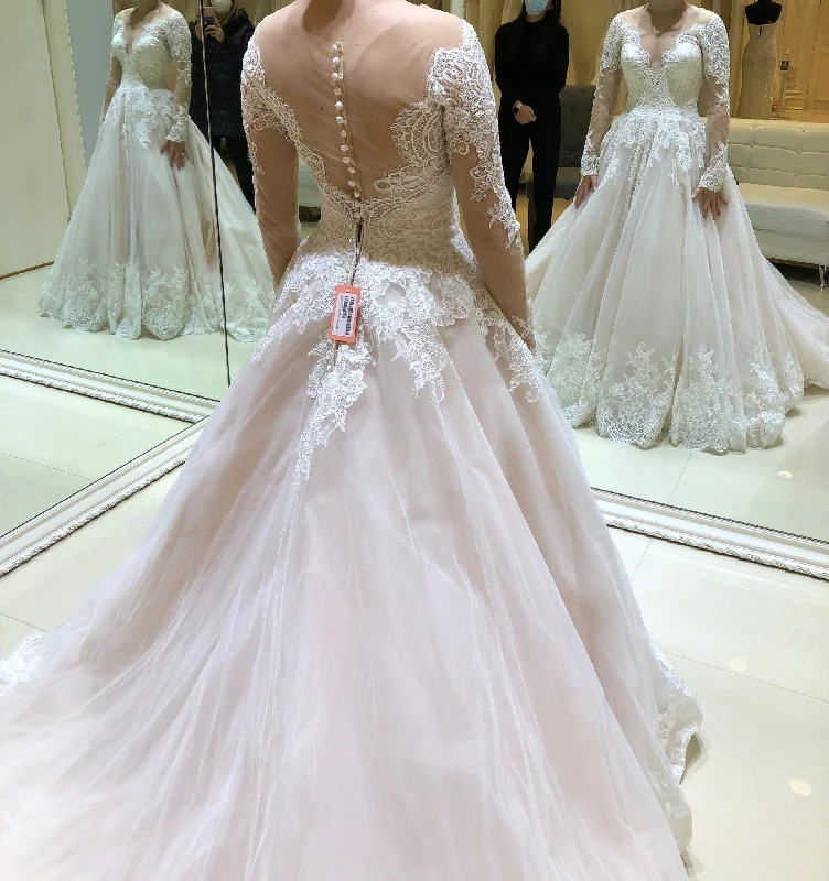 Get the Best for Less!Allure Bridals 9366