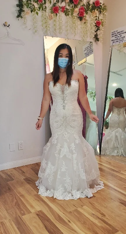 Unmissable Offers Await!Allure Bridals 9376