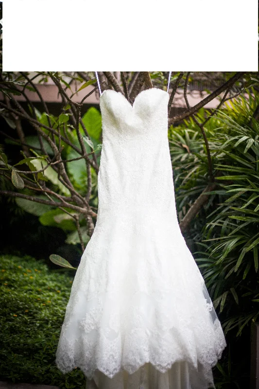 Your Discount is Waiting!Allure Bridals 9407