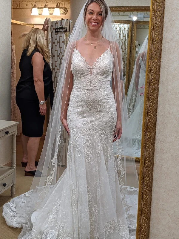 Exclusive Offers You’ll Love!Allure Bridals 9501