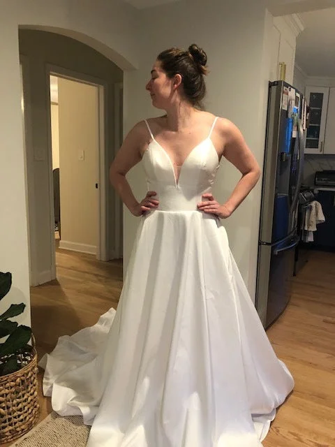 Save Like Never Before!Allure Bridals 9570