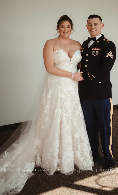 The Best Sale of the Year!Allure Bridals 9708