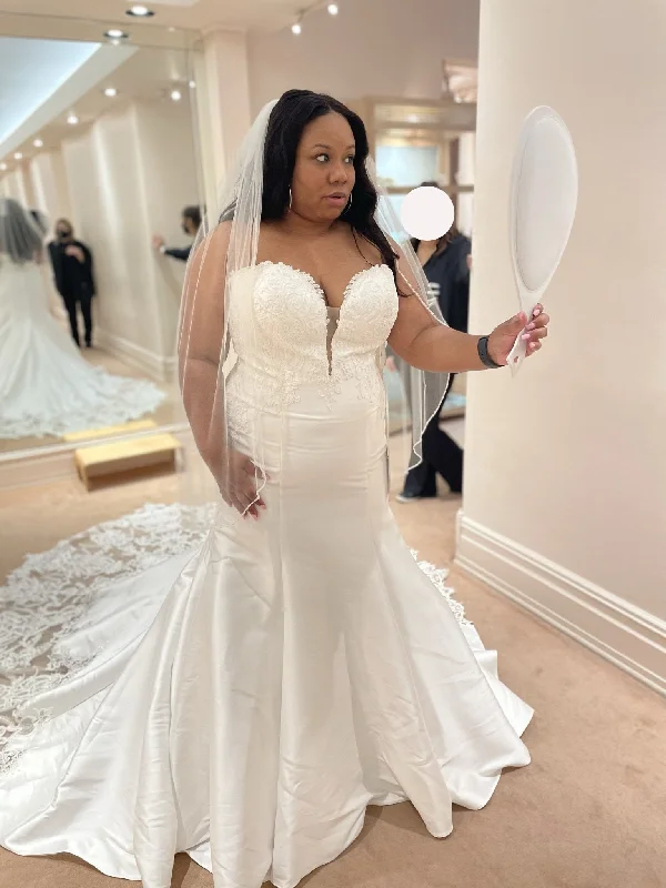 Stock Up and Save!Allure Bridals 9717