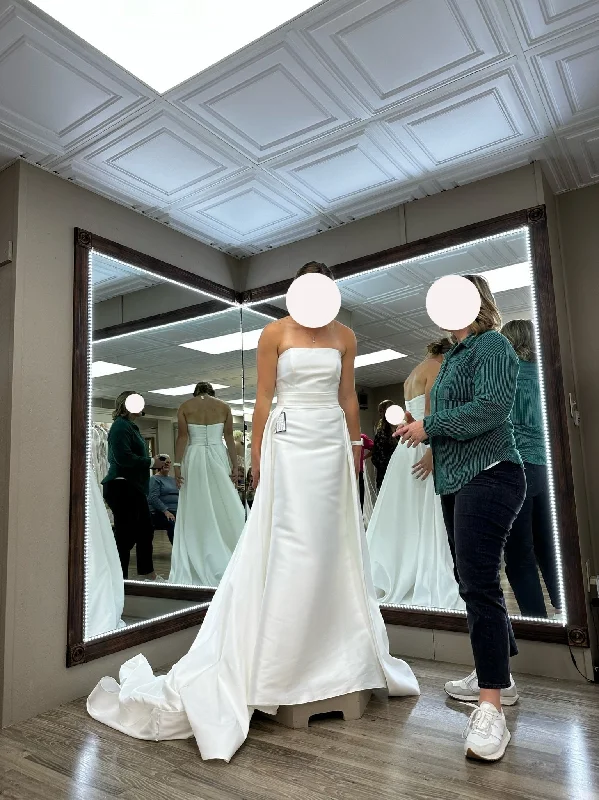Today Only – Don’t Miss It!Allure Bridals 9753