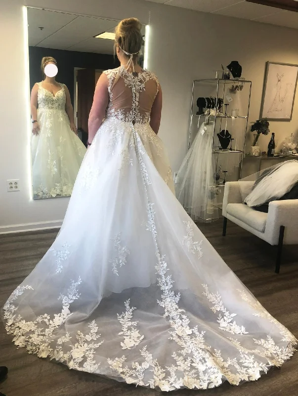 Hurry! While Supplies Last!Allure Bridals 9912