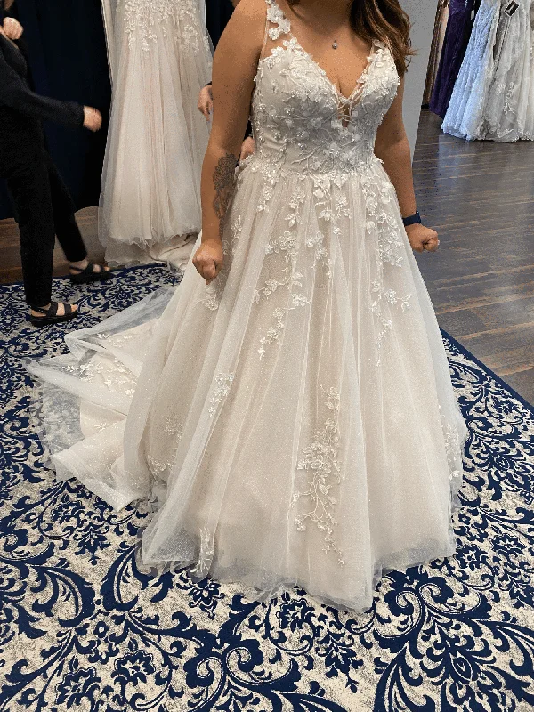 Get More, Spend Less – Shop Now!Allure Bridals Alice E113