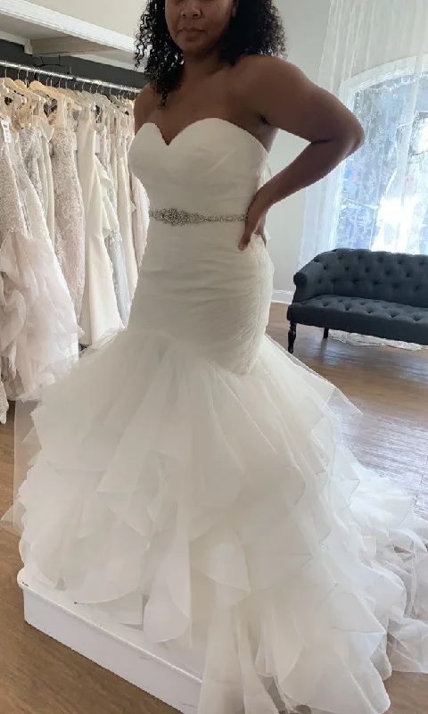 New Discounts Just Dropped!Allure Bridals Ariel D260