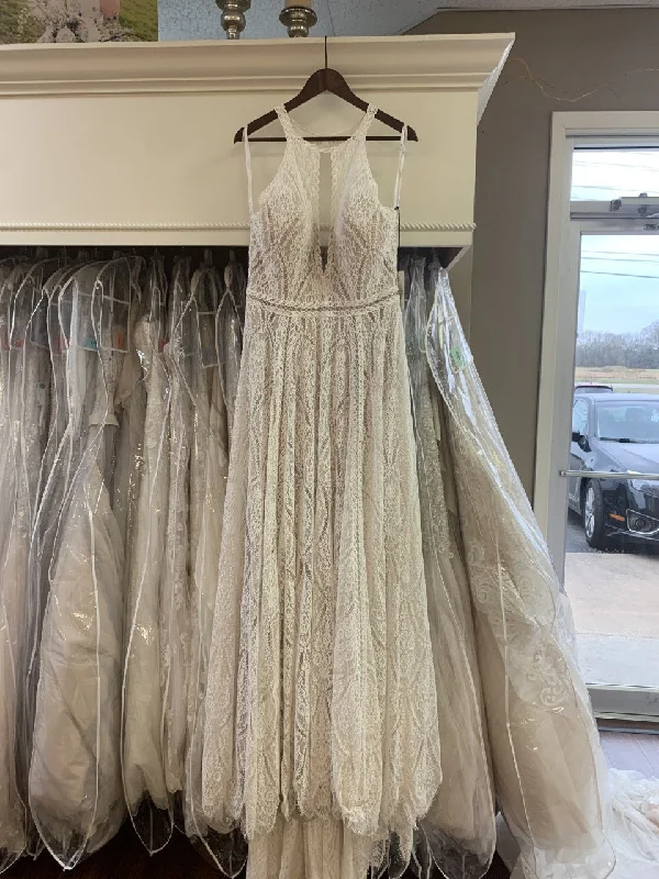 Exclusive Offers You’ll Love!Allure Bridals Autumn