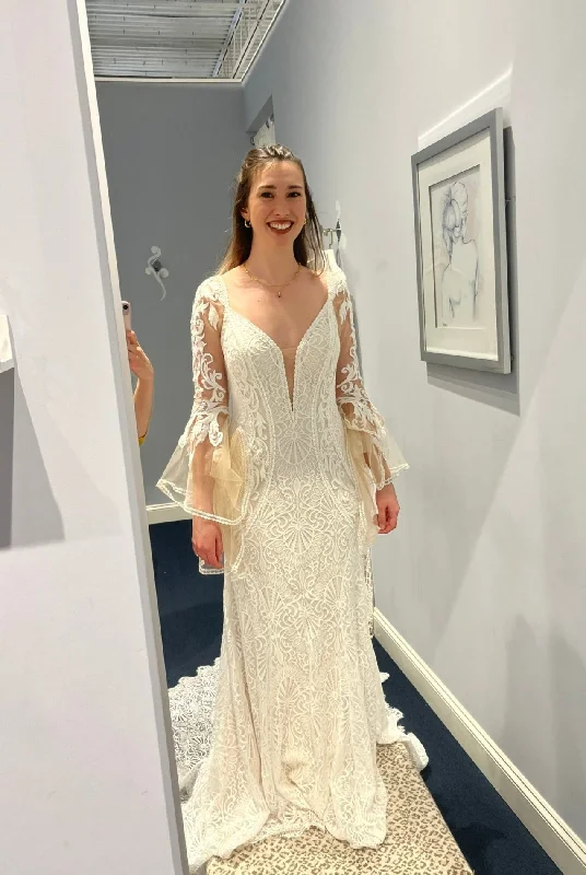 Shop Before It’s Gone!Allure Bridals Blair F231