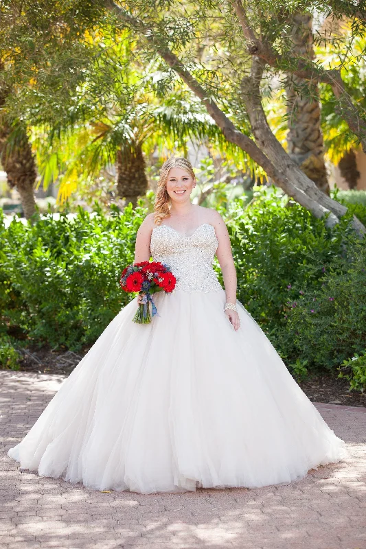 Time to Snag a Bargain!Allure Bridals C244