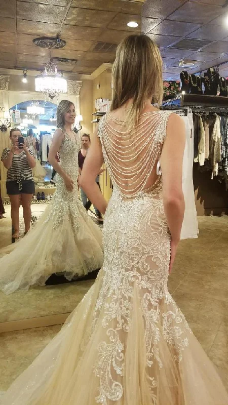 Shop the Hottest Deals!Allure Bridals C388